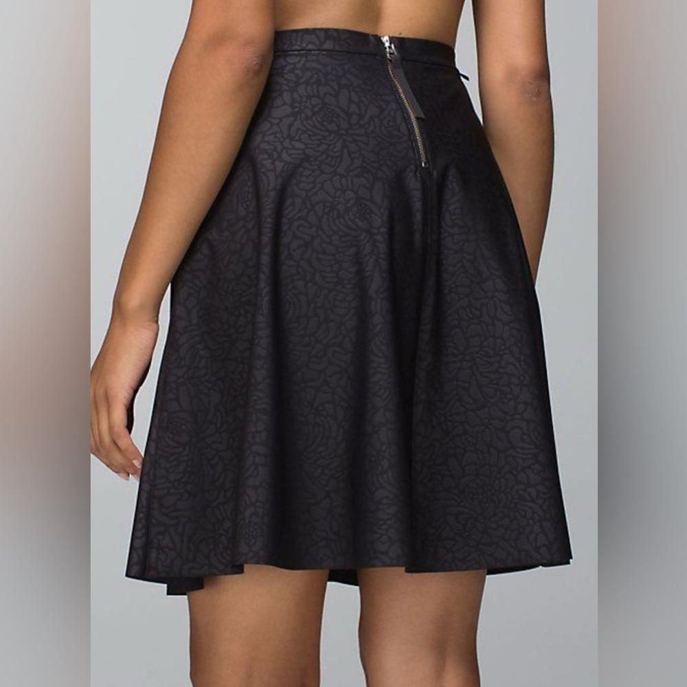 Lululemon Good To Go Skirt - Petal Camo Embossed Black